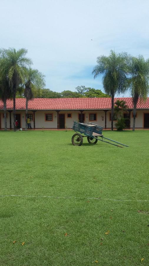 El Pantanal Hotel & Resort Puerto Quijarro  Eksteriør billede