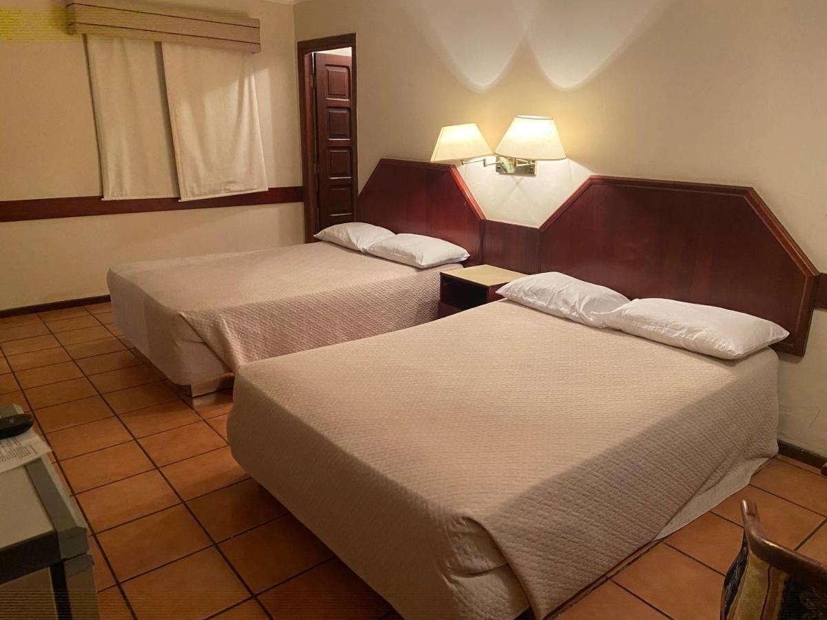 El Pantanal Hotel & Resort Puerto Quijarro  Eksteriør billede